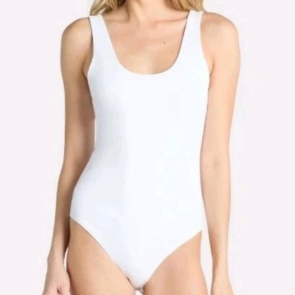 Time and Tru Women's White Sleeveless Scoop Bodysuit Size L (12-14) NWT
